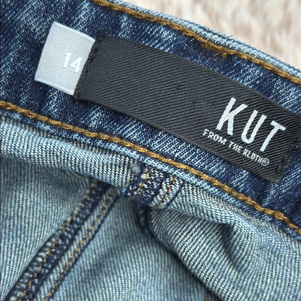 Kut from the Kloth
Hannah Jean Skirt, Size 14 - Picture 4 of 9